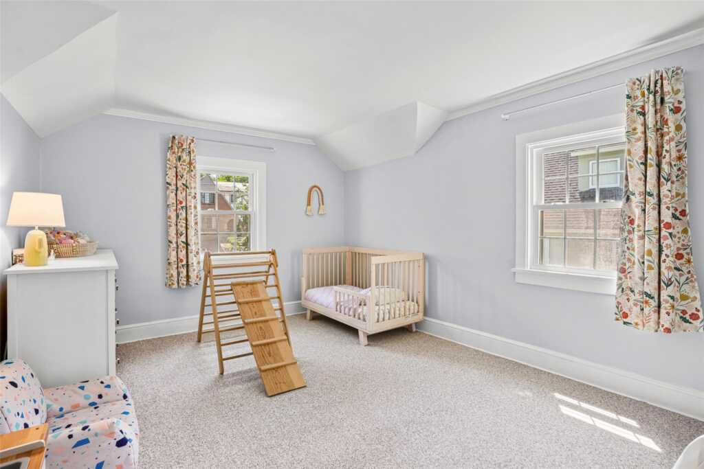 44 Kingsbury Road, New Rochelle, NY 10804 - Photo 21 of 40