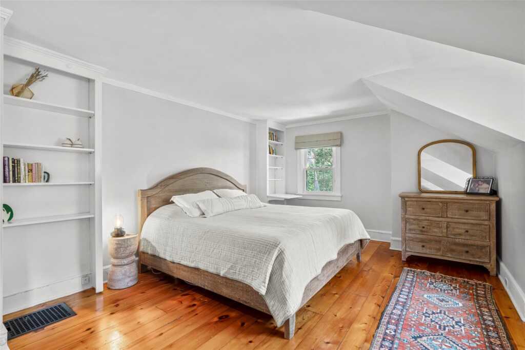 44 Kingsbury Road, New Rochelle, NY 10804 - Photo 26 of 40