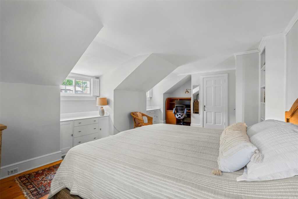 44 Kingsbury Road, New Rochelle, NY 10804 - Photo 27 of 40
