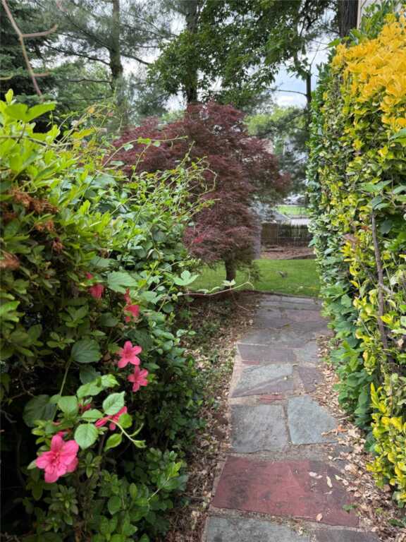 20 Congress Street, New Rochelle, NY 10801 - Photo 25 of 29