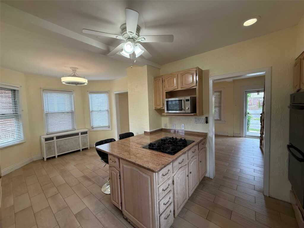 20 Congress Street, New Rochelle, NY 10801 - Photo 8 of 29