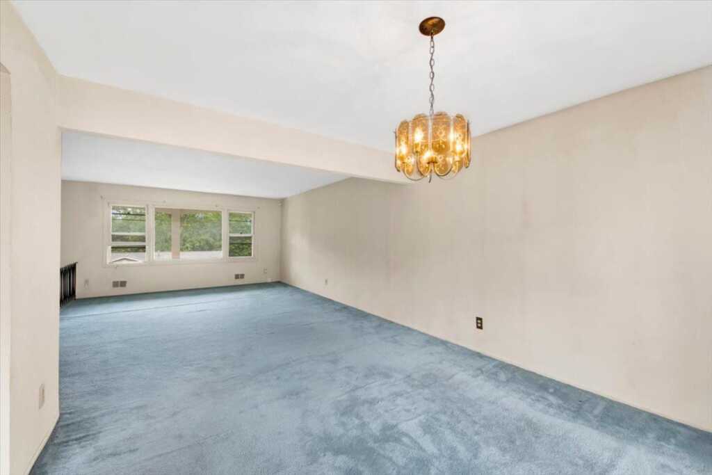 75 Burda Place, New City, NY 10956 - Photo 9 of 38