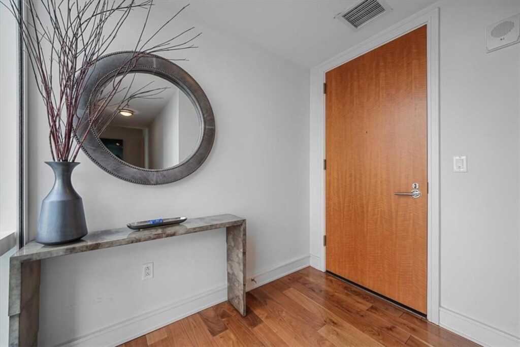1 Renaissance Square, Unit #14D, White Plains, NY 10601 - Photo 3 of 27