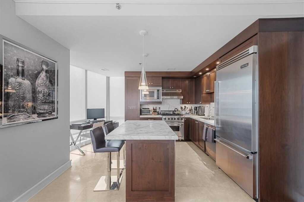 1 Renaissance Square, Unit #14D, White Plains, NY 10601 - Photo 6 of 27