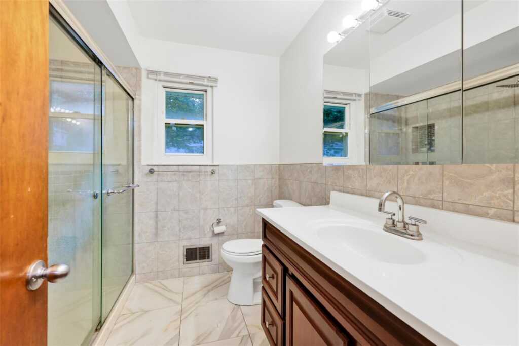 5 Medford Place, Nanuet, NY 10954 - Photo 15 of 41