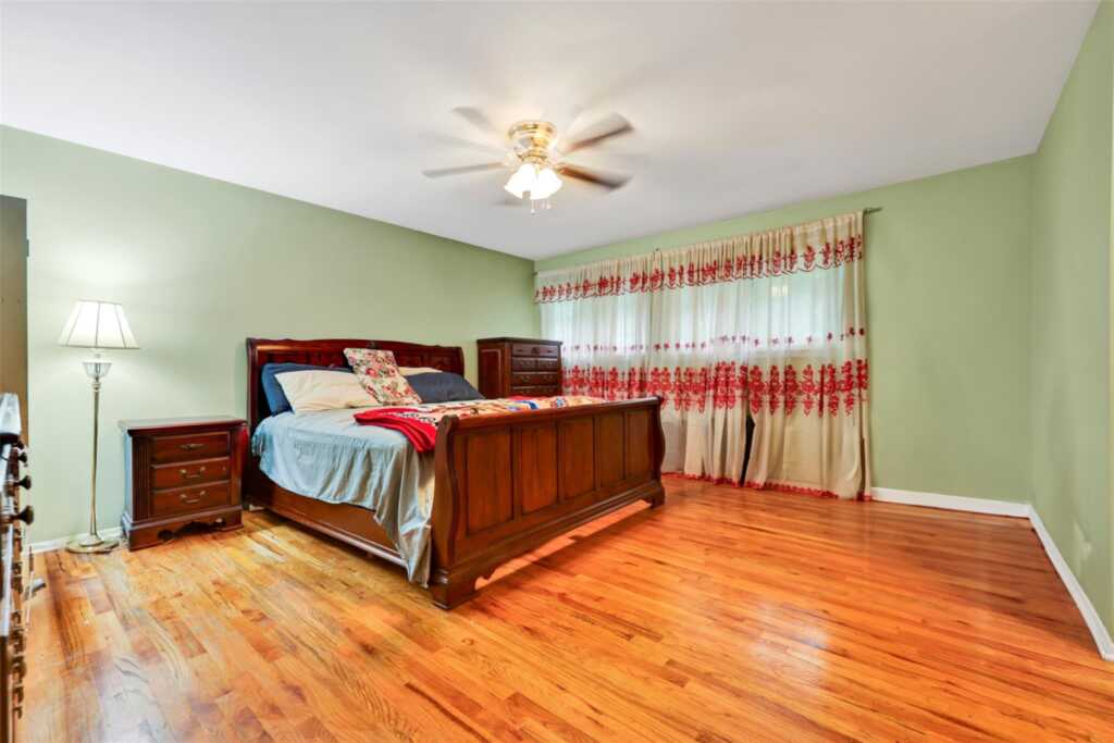 5 Medford Place, Nanuet, NY 10954 - Photo 19 of 41