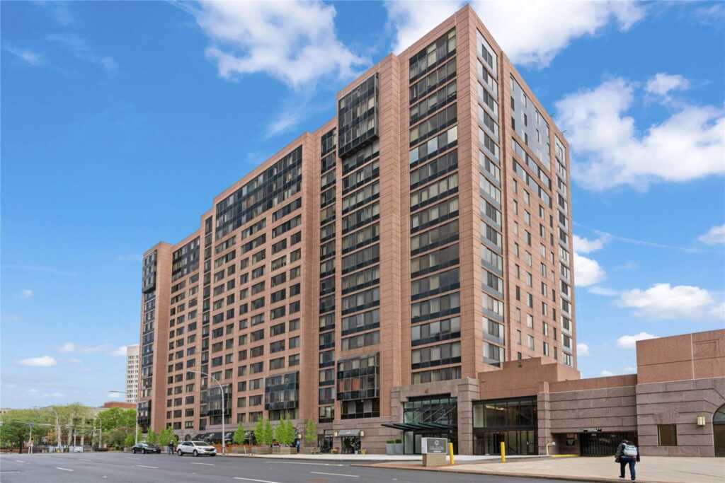 4 Martine Avenue, Unit #1109, White Plains, NY 10606