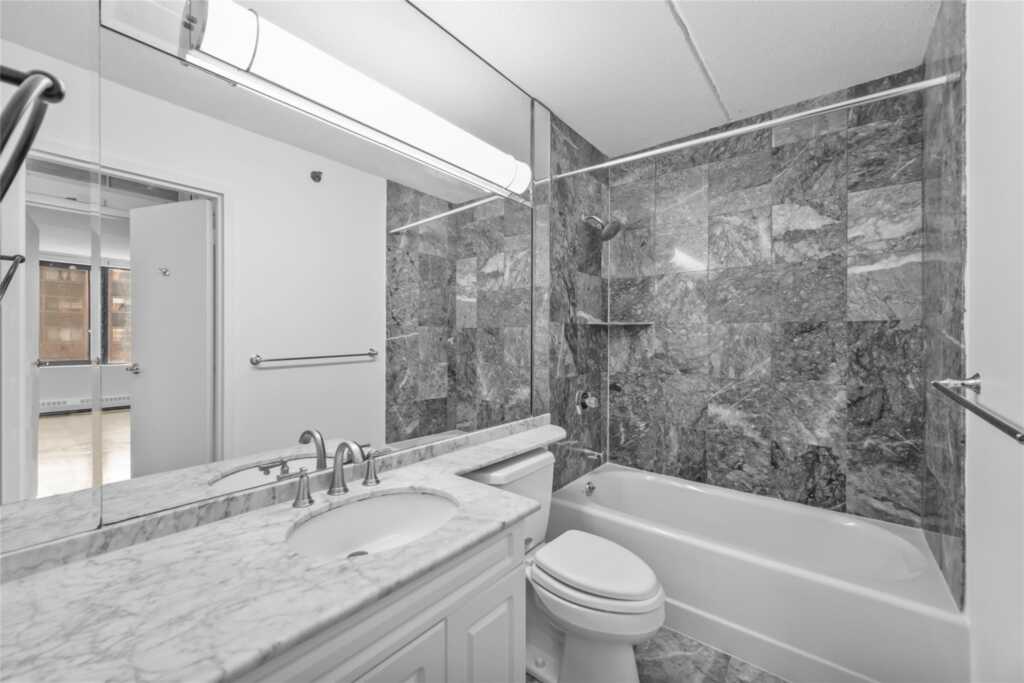 4 Martine Avenue, Unit #1109, White Plains, NY 10606 - Photo 10 of 23