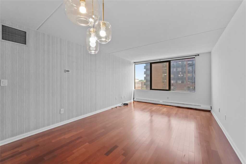4 Martine Avenue, Unit #1109, White Plains, NY 10606 - Photo 5 of 23