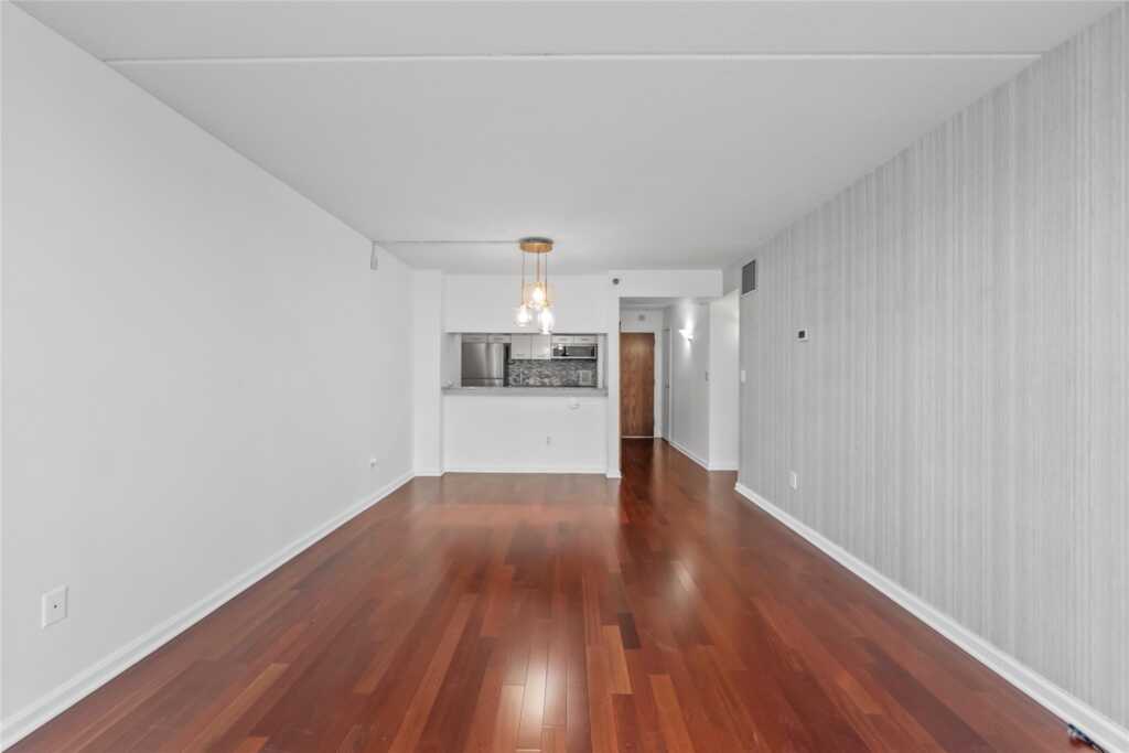 4 Martine Avenue, Unit #1109, White Plains, NY 10606 - Photo 7 of 23
