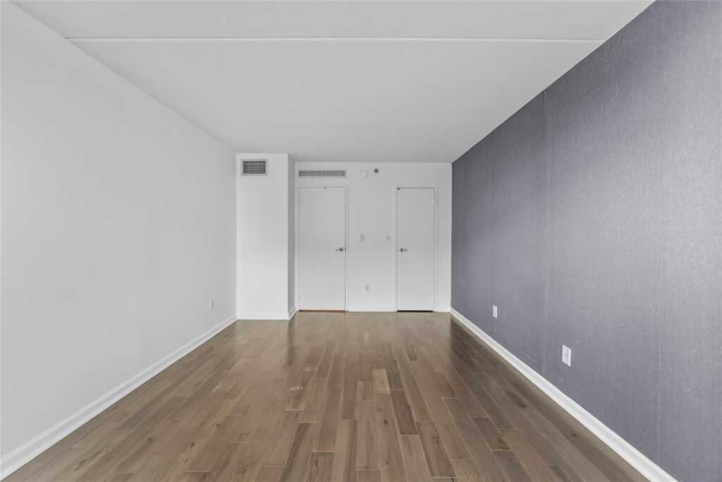 4 Martine Avenue, Unit #1109, White Plains, NY 10606 - Photo 9 of 23