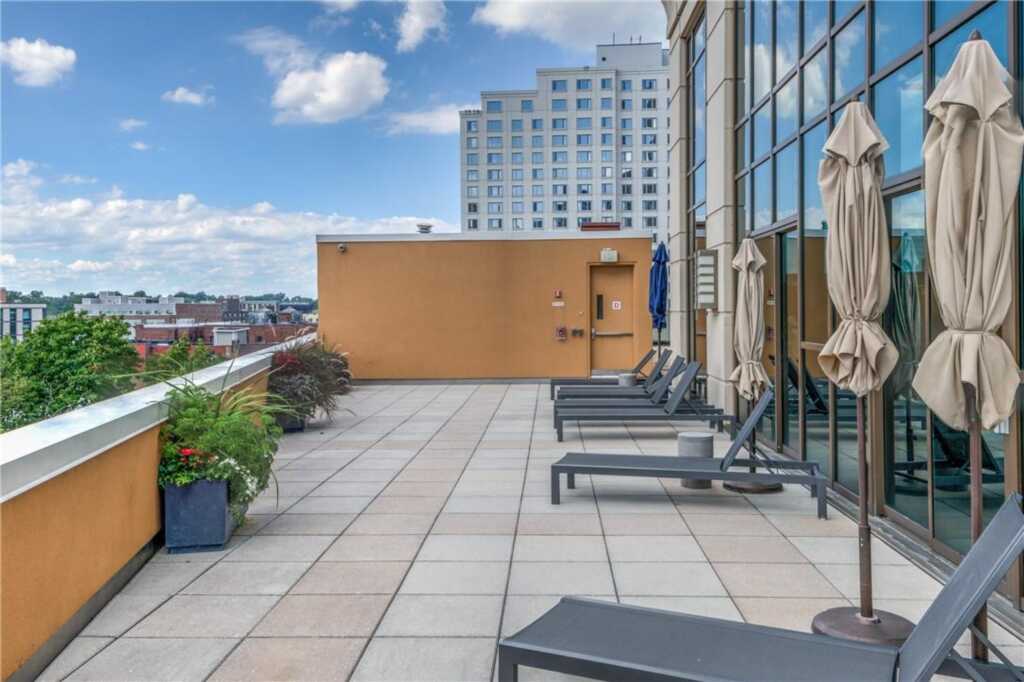 175 Huguenot St, Unit #1801, New Rochelle, NY 10801 - Photo 20 of 27