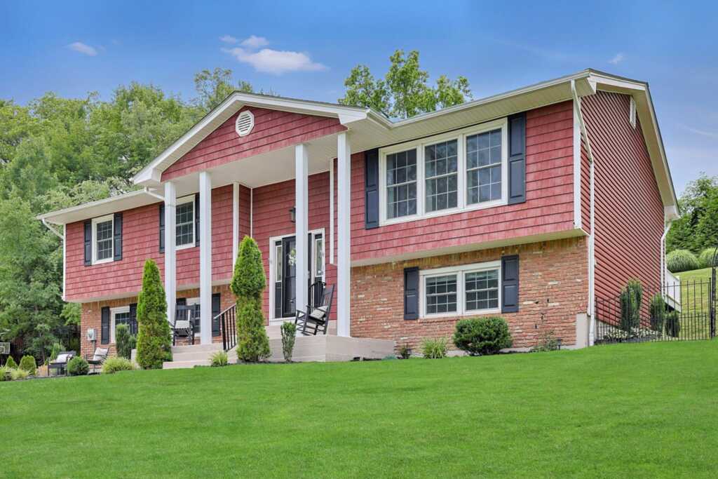 12 Parliament Drive, New City, NY 10956
