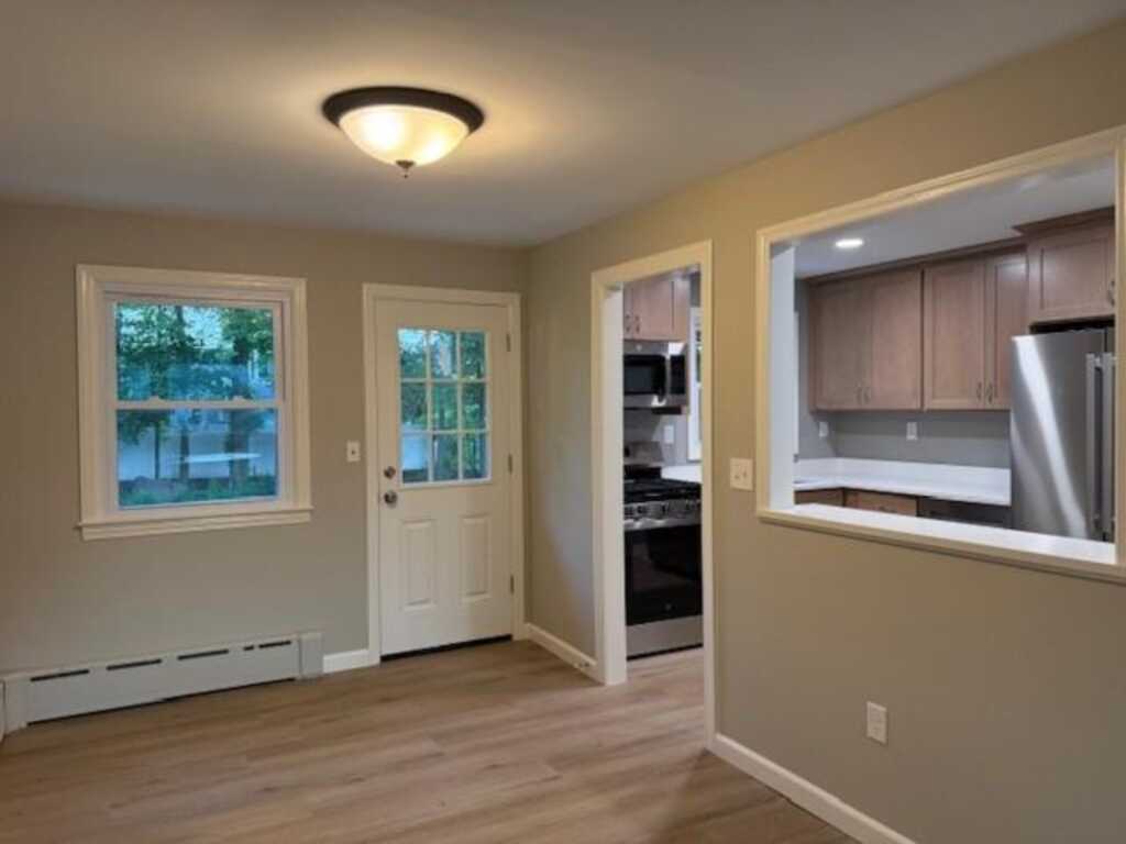 75 Hillside Avenue, Suffern, NY 10901 - Photo 6 of 25