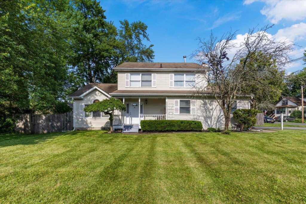 84 College Avenue, Nanuet, NY 10954