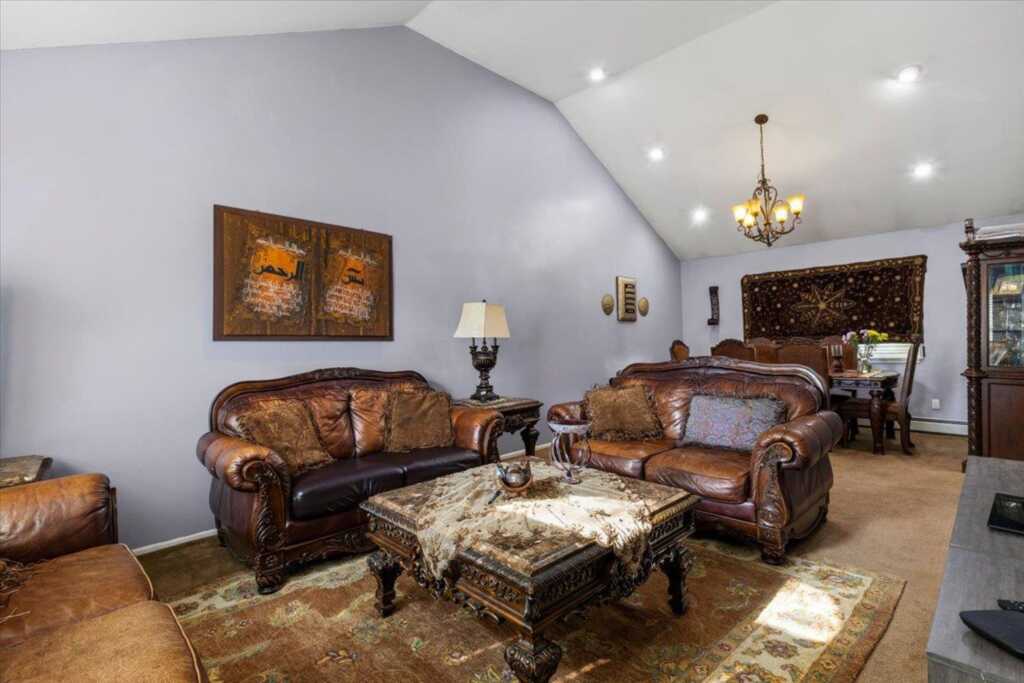84 College Avenue, Nanuet, NY 10954 - Photo 3 of 25