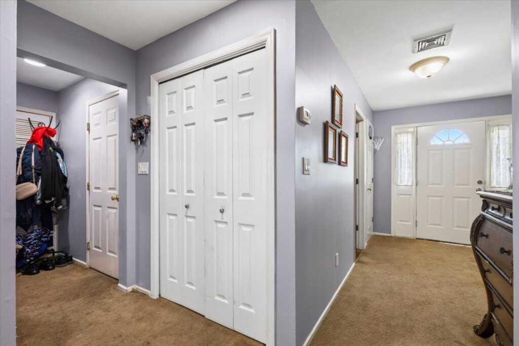 84 College Avenue, Nanuet, NY 10954 - Photo 6 of 25