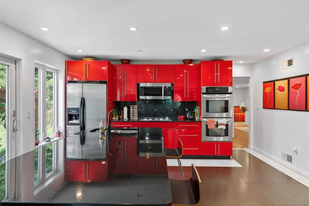 33 Gregory Street, New City, NY 10956 - Photo 8 of 38