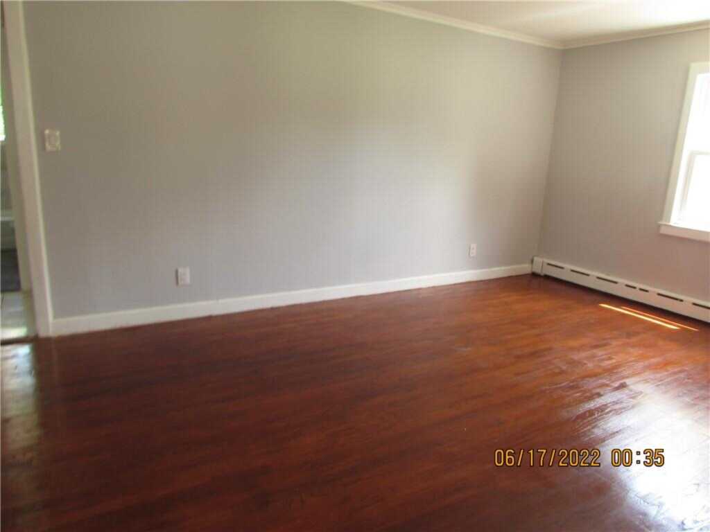 2 Leffingwell Place, New Rochelle, NY 10801 - Photo 15 of 30