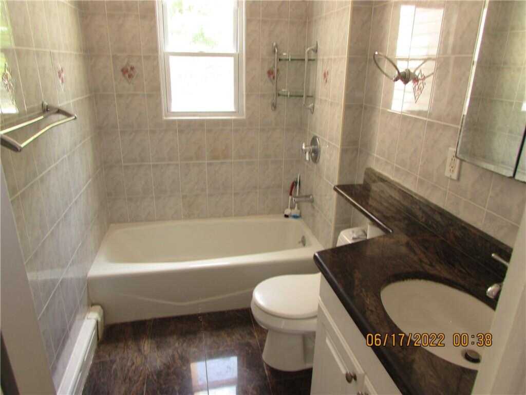 2 Leffingwell Place, New Rochelle, NY 10801 - Photo 22 of 30