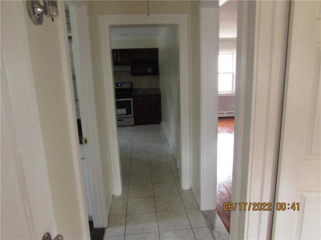2 Leffingwell Place, New Rochelle, NY 10801 - Photo 24 of 30