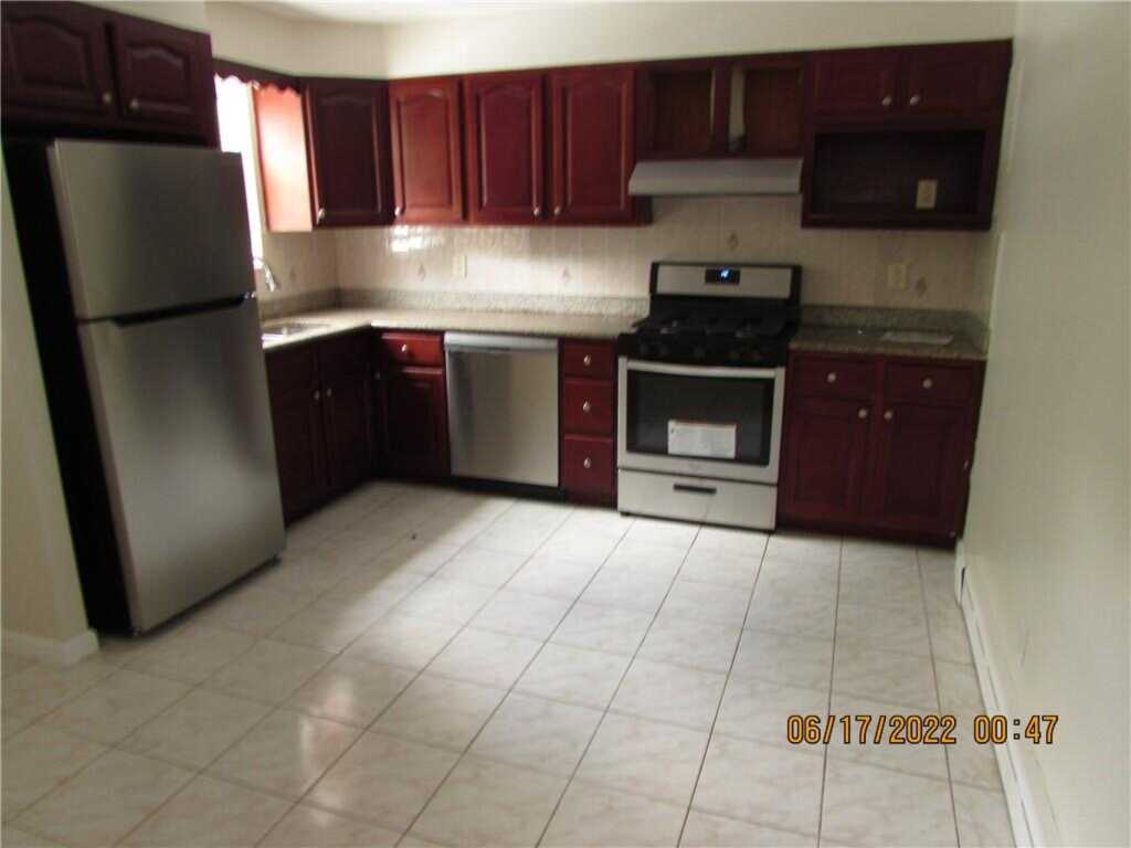 2 Leffingwell Place, New Rochelle, NY 10801 - Photo 27 of 30