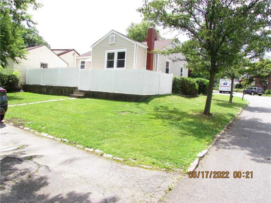 2 Leffingwell Place, New Rochelle, NY 10801 - Photo 7 of 30