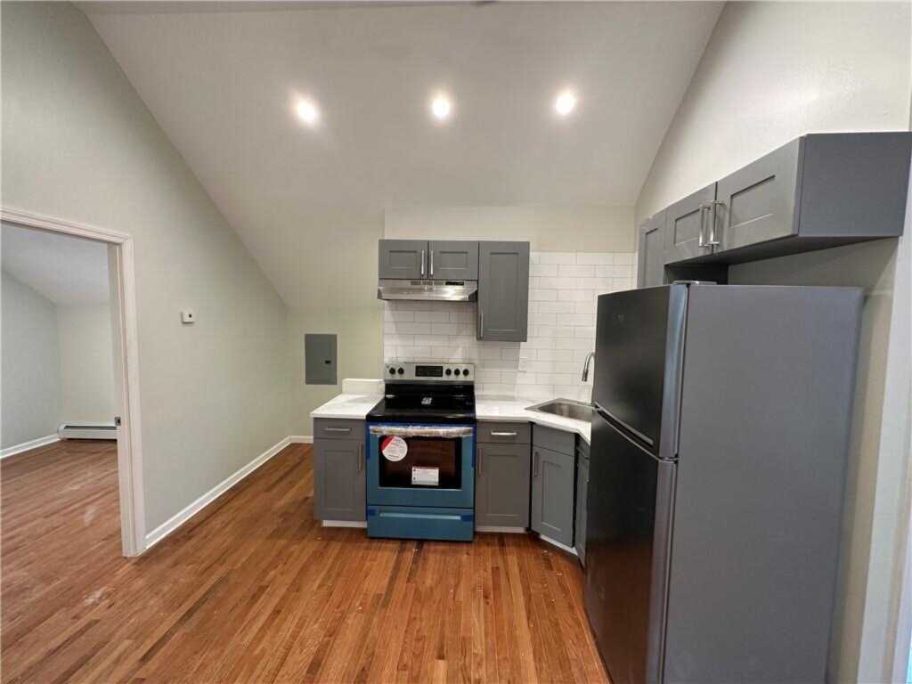 29 Demarest Avenue, Unit #A, Nanuet, NY 10954 - Photo 14 of 21