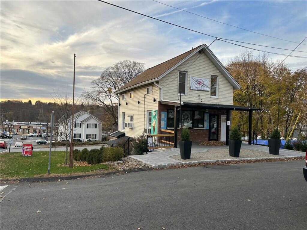 29 Demarest Avenue, Unit #A, Nanuet, NY 10954 - Photo 20 of 21