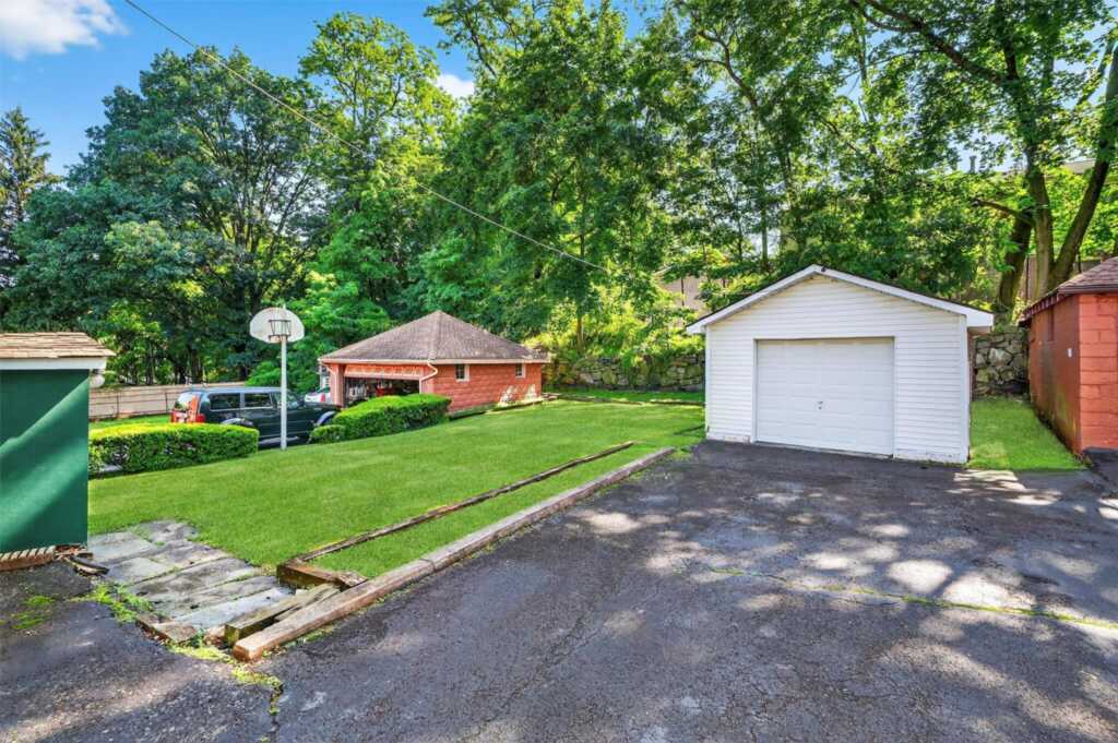 31 Broadway, Nyack, NY 10960 - Photo 39 of 46