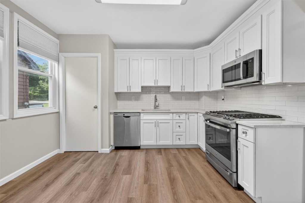 31 Broadway, Nyack, NY 10960 - Photo 5 of 46