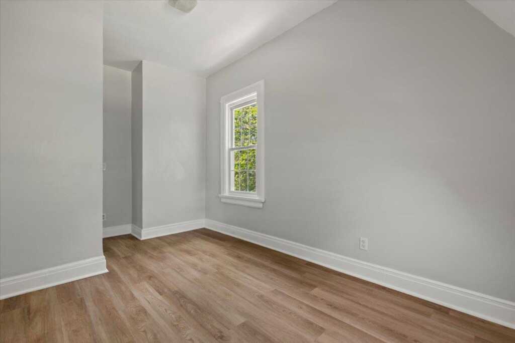 20 The Boulevard, New Rochelle, NY 10801 - Photo 20 of 34