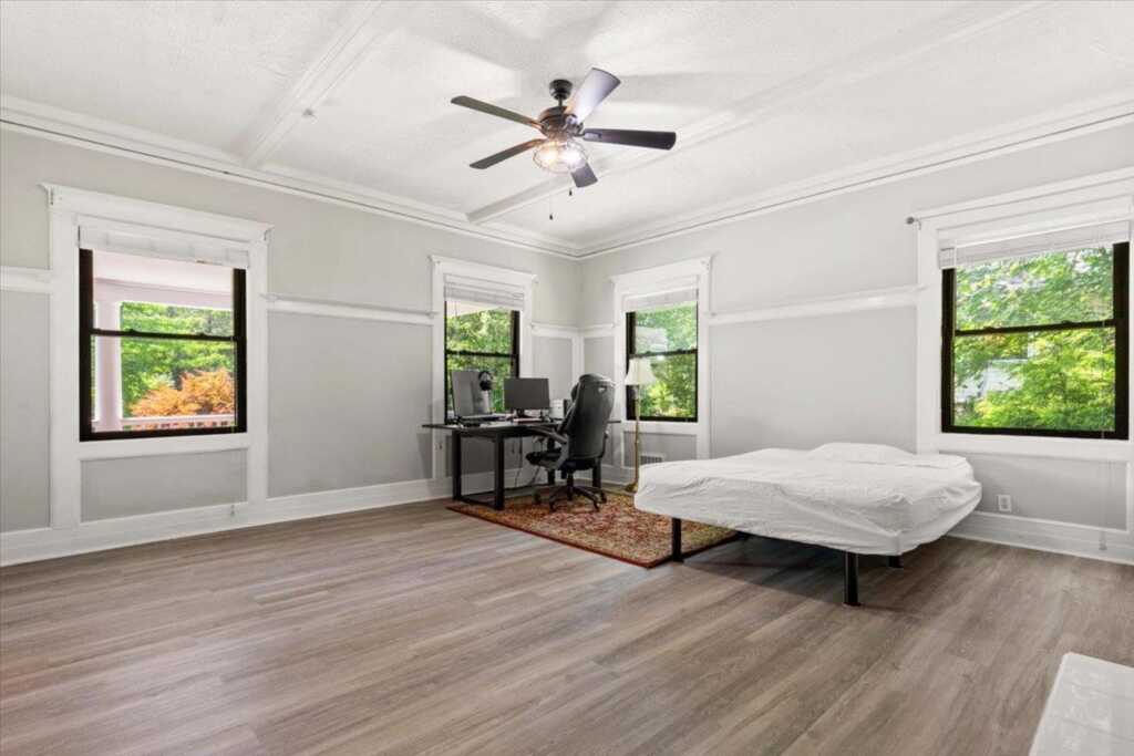 20 The Boulevard, New Rochelle, NY 10801 - Photo 7 of 34