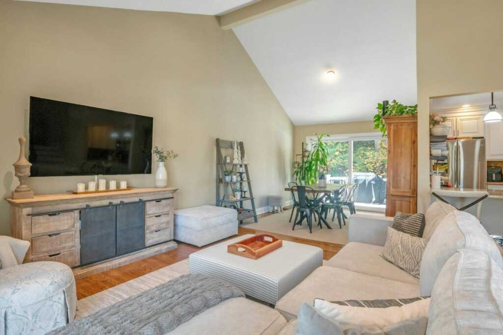 92 Wiltshire Road, New Rochelle, NY 10583 - Photo 7 of 40