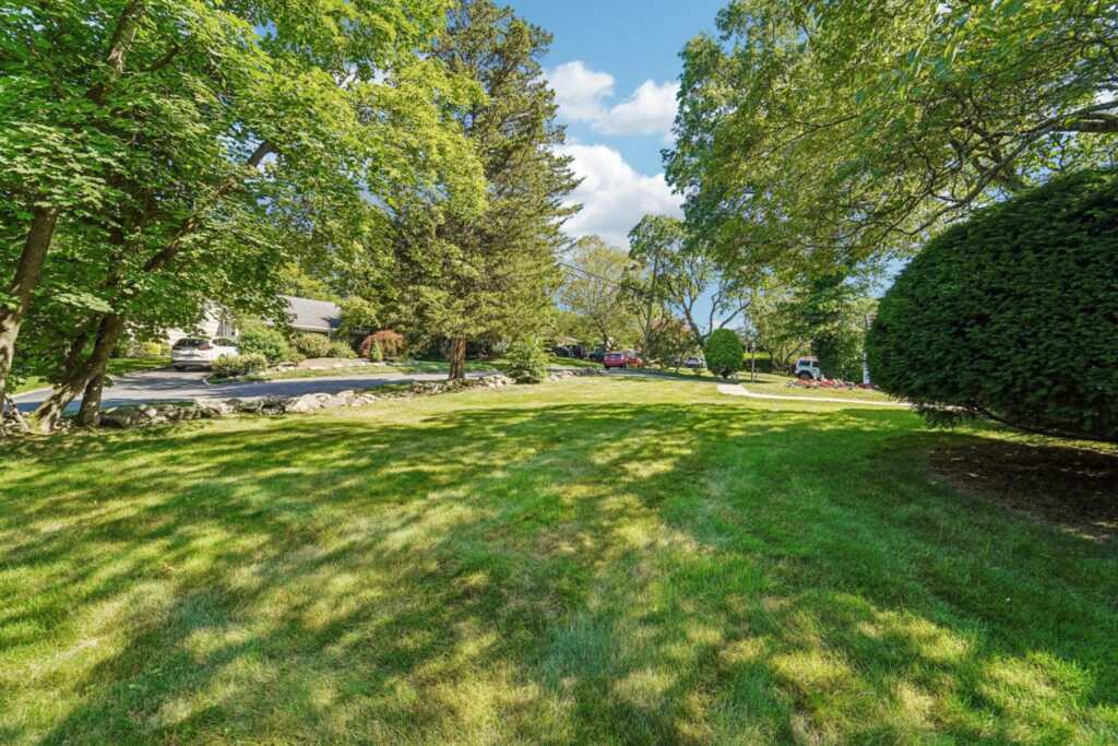 12 Paddock Road, Rye, NY 10573 - Photo 6 of 30