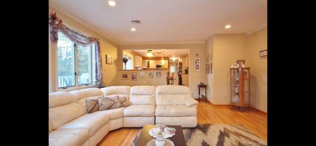 15 Ryder Court, Stony Point, NY 10980 - Photo 4 of 31