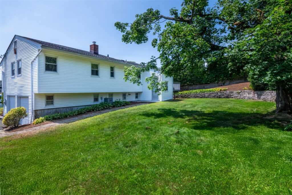 108 Kensington Oval, New Rochelle, NY 10805 - Photo 26 of 35