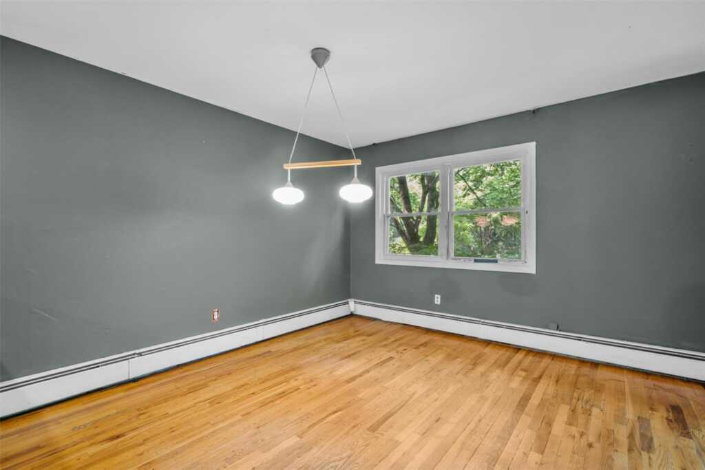 87 Pascack Road, Nanuet, NY 10954 - Photo 8 of 30