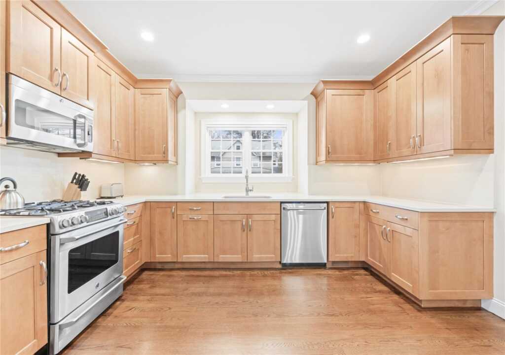 420 Midland, Rye, NY 10580 - Photo 5 of 20