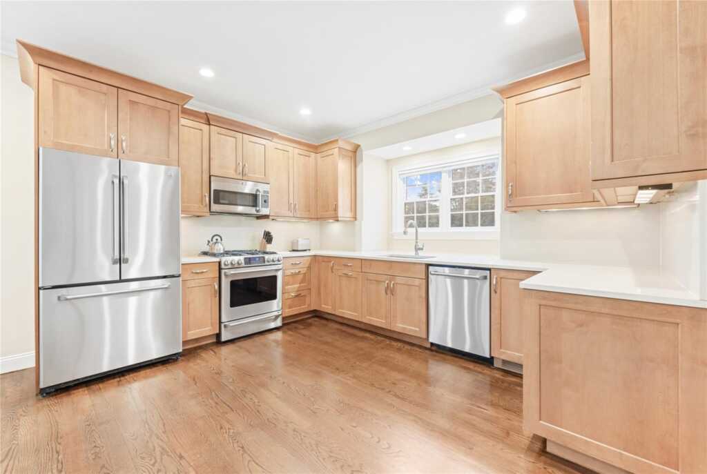 420 Midland, Rye, NY 10580 - Photo 6 of 20