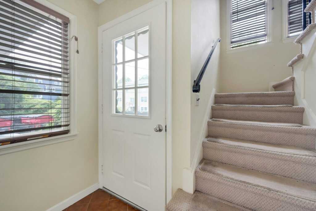 12 Congress Street, New Rochelle, NY 10801 - Photo 3 of 36