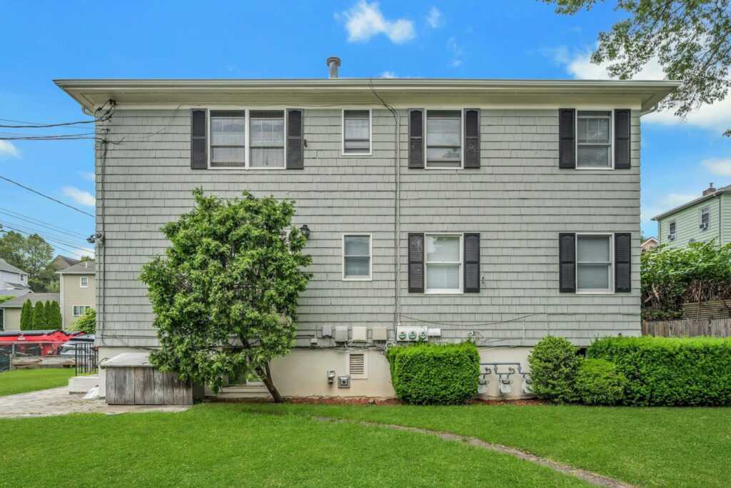 12 Congress Street, New Rochelle, NY 10801 - Photo 32 of 36