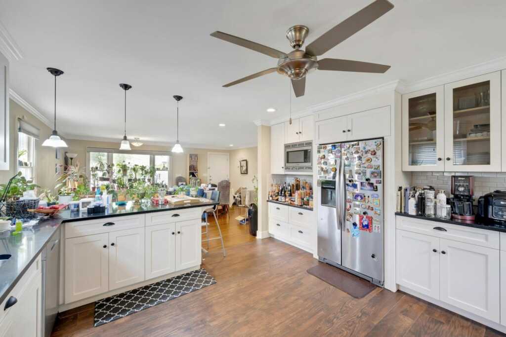 12 Congress Street, New Rochelle, NY 10801 - Photo 9 of 36