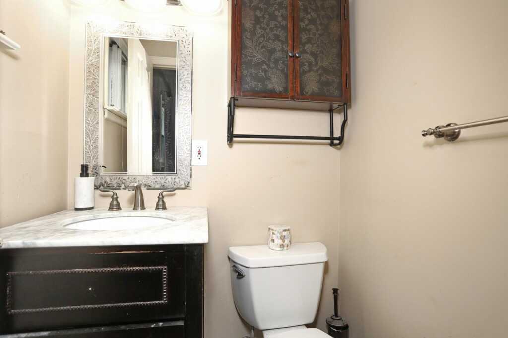 422 Kings Highway, Valley Cottage, NY 10989 - Photo 25 of 44