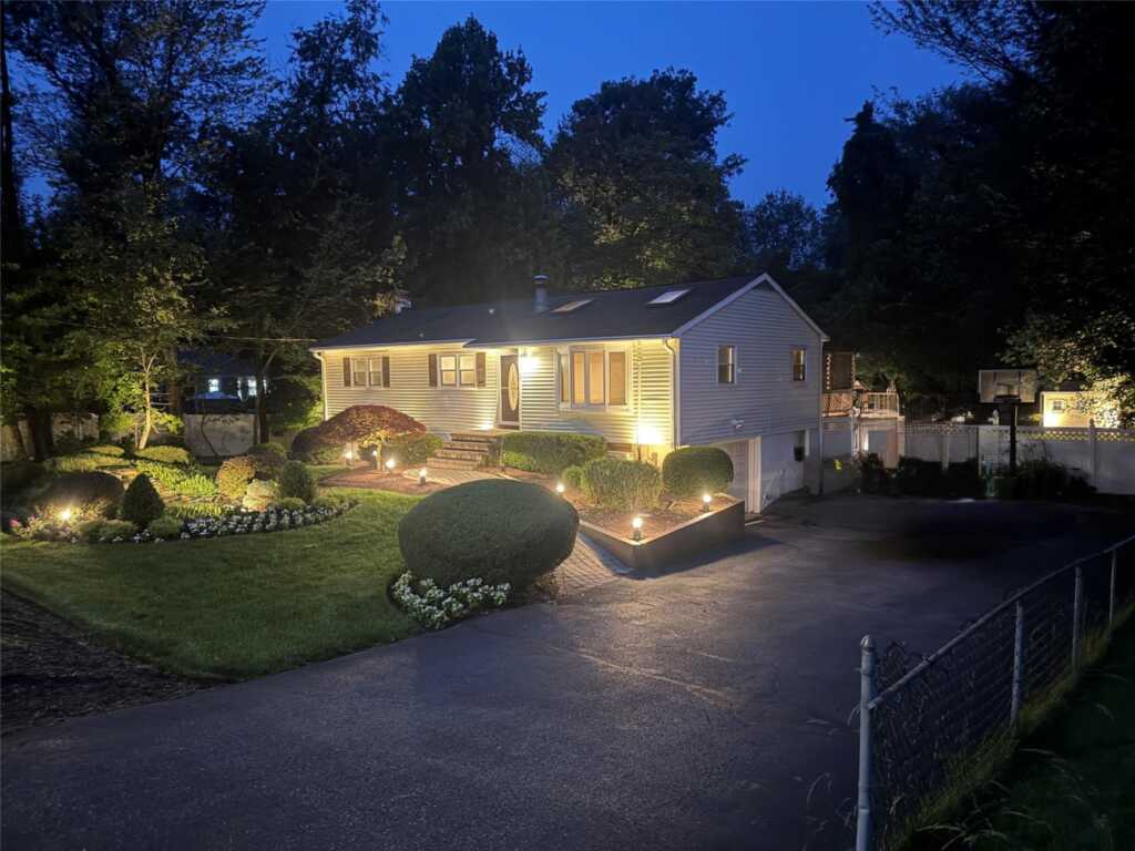 422 Kings Highway, Valley Cottage, NY 10989 - Photo 39 of 44