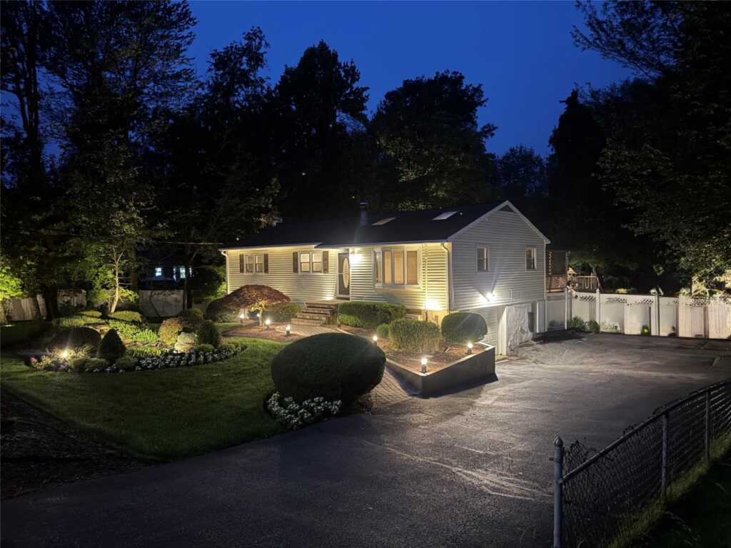 422 Kings Highway, Valley Cottage, NY 10989 - Photo 42 of 44