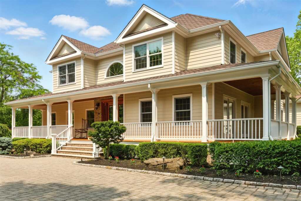 55 Kinsley Grove, Pearl River, NY 10965 - Photo 4 of 50