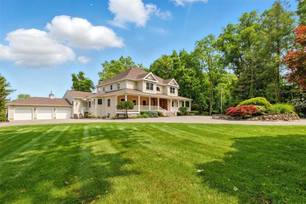 55 Kinsley Grove, Pearl River, NY 10965 - Photo 7 of 50