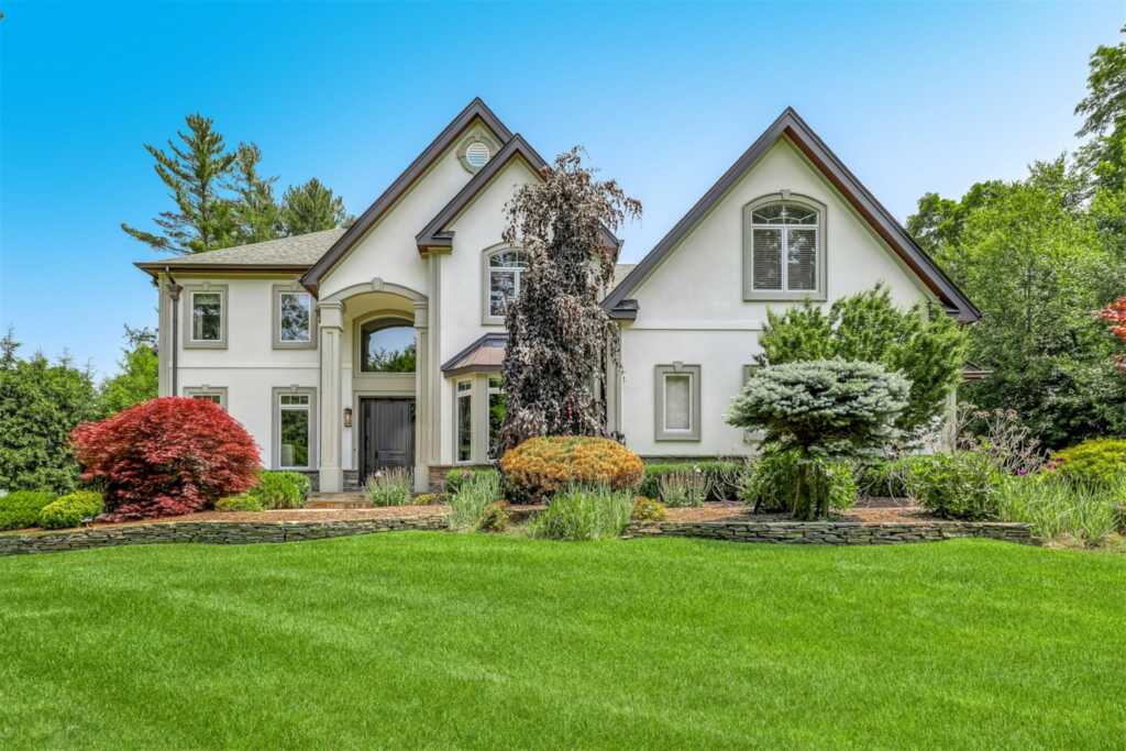 6 Par Road, Suffern, NY 10901 - Photo 3 of 42