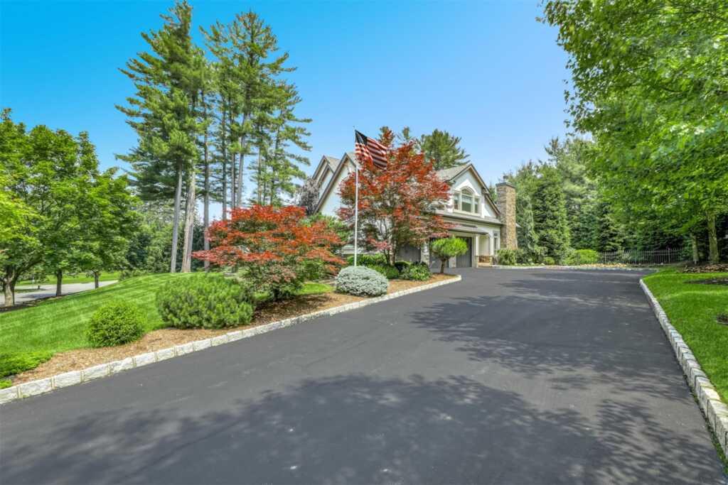 6 Par Road, Suffern, NY 10901 - Photo 4 of 42